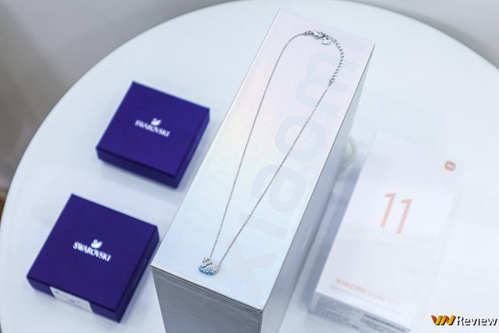 Đánh giá Xiaomi 11 Lite 5G NE Swarovski Edition: Khi smartphone còn là cách thể hiện cá tính Đánh giá Xiaomi 11 Lite 5G NE Swarovski Edition: Khi smartphone còn là cách thể hiện cá tính