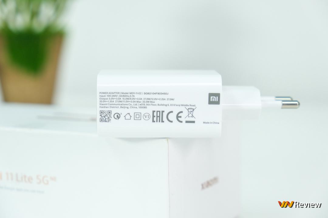 Đánh giá Xiaomi 11 Lite 5G NE Swarovski Edition: Khi smartphone còn là cách thể hiện cá tính Đánh giá Xiaomi 11 Lite 5G NE Swarovski Edition: Khi smartphone còn là cách thể hiện cá tính