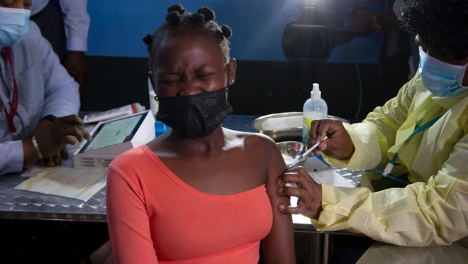 WHO họp khẩn vì biến thể COVID-19 mới ở Nam Phi: Chúng ta đã biết gì về B.1.1.529? WHO họp khẩn vì biến thể COVID-19 mới ở Nam Phi: Chúng ta đã biết gì về B.1.1.529?