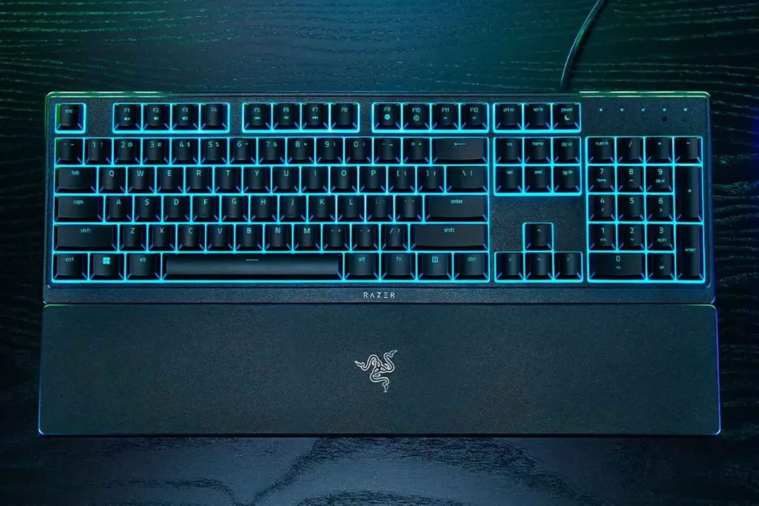 Razer Ornata V3 ra mắt: Bàn phím giả cơ công thái học low profile, công nghệ phím mecha-membrane Razer Ornata V3 ra mắt: Bàn phím giả cơ công thái học low profile, công nghệ phím mecha-membrane
