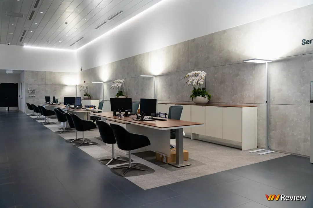 Ngắm một vòng Trung tâm Porsche Sài Gòn: Hiện đại bậc nhất Việt Nam Ngắm một vòng Trung tâm Porsche Sài Gòn: Hiện đại bậc nhất Việt Nam