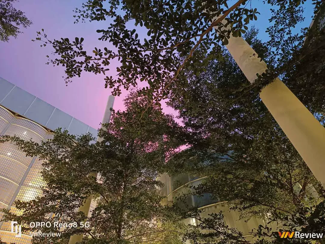 Đánh giá Oppo Reno8 5G: smartphone cho người trọng thiết kế, camera và sạc nhanh Đánh giá Oppo Reno8 5G: smartphone cho người trọng thiết kế, camera và sạc nhanh