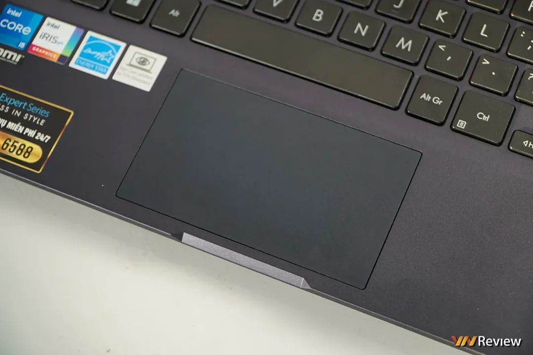 Đánh giá Asus ExpertBook B1 2022: laptop “chuẩn bài” cho doanh nghiệp vừa và nhỏ Đánh giá Asus ExpertBook B1 2022: laptop “chuẩn bài” cho doanh nghiệp vừa và nhỏ