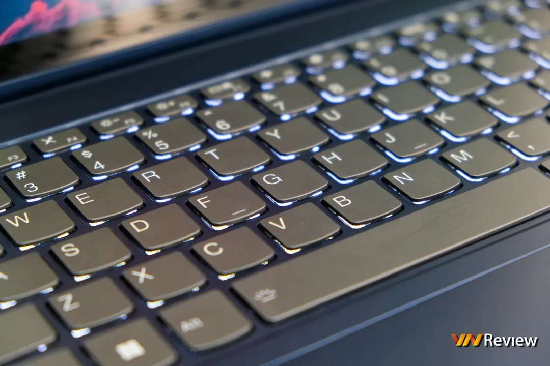 Đánh giá Lenovo IdeaPad Flex 5i Gen 8 (2023): Mua laptop 2-trong-1, không bây giờ thì bao giờ? Đánh giá Lenovo IdeaPad Flex 5i Gen 8 (2023): Mua laptop 2-trong-1, không bây giờ thì bao giờ?