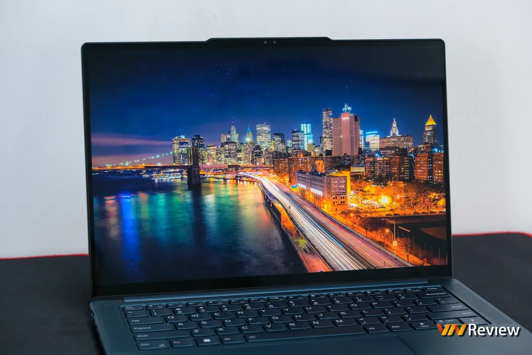 Đánh giá Lenovo Yoga Pro 9i: laptop Windows toàn diện của năm 2023 Đánh giá Lenovo Yoga Pro 9i: laptop Windows toàn diện của năm 2023