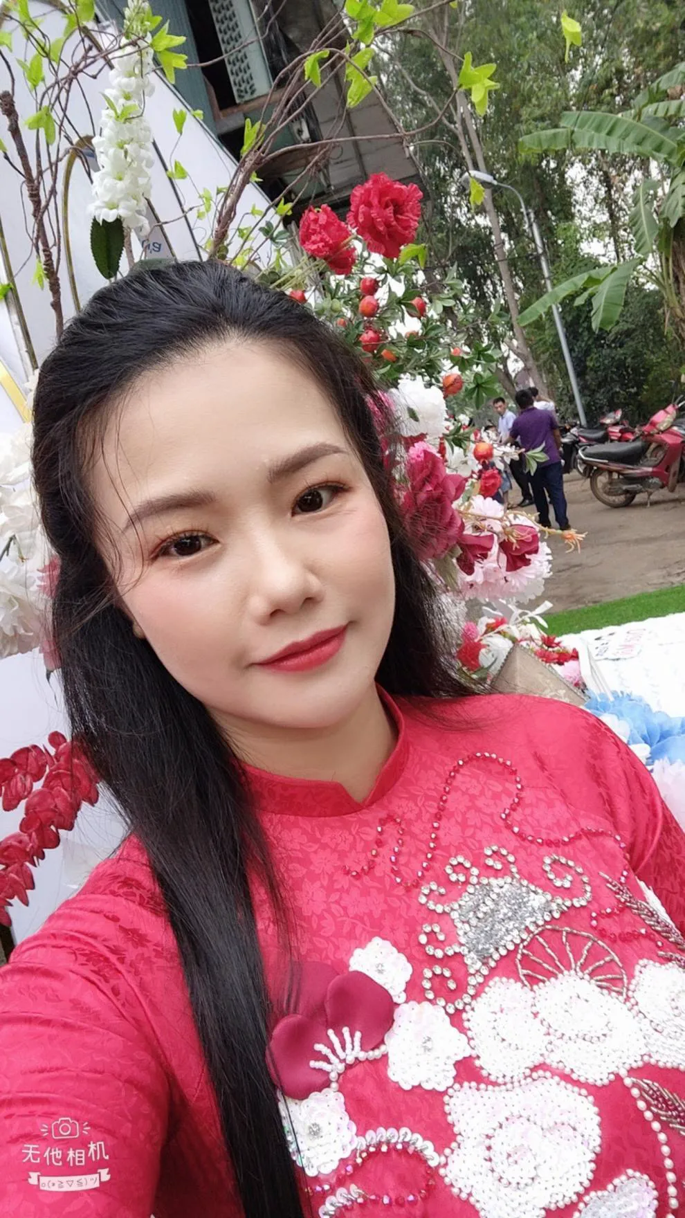 Nguyễn Thị Hồng - Khi đam mê dẫn lối và nỗ lực làm bàn đạp để chinh phục hành trình khởi nghiệp kinh doanh mỹ phẩm Nguyễn Thị Hồng - Khi đam mê dẫn lối và nỗ lực làm bàn đạp để chinh phục hành trình khởi nghiệp kinh doanh mỹ phẩm