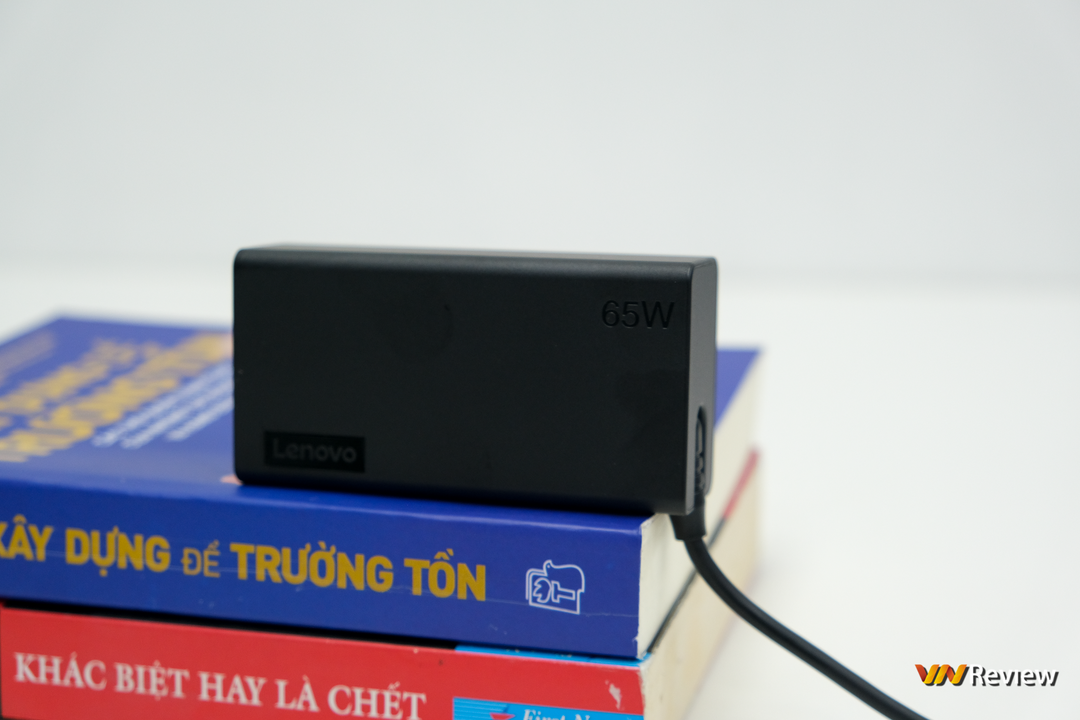 Đánh giá Lenovo Yoga 7i Gen 8 (2023): Sẽ là chiếc laptop 2-trong-1 đáng mua nhất năm nay Đánh giá Lenovo Yoga 7i Gen 8 (2023): Sẽ là chiếc laptop 2-trong-1 đáng mua nhất năm nay