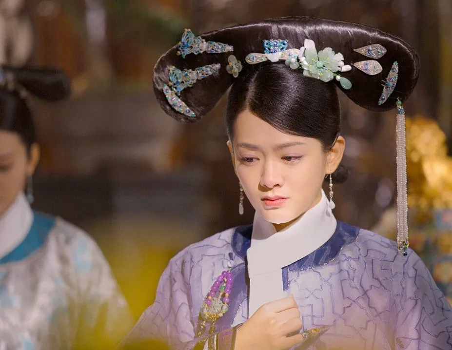 Mỹ nhân được vua Càn Long sủng ái nhất, lật thẻ bài thị tẩm liên tục đến nỗi bị tróc sơn Mỹ nhân được vua Càn Long sủng ái nhất, lật thẻ bài thị tẩm liên tục đến nỗi bị tróc sơn