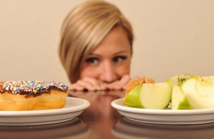 Đừng cố gắng ăn kiêng mà hãy ăn uống lành mạnh! Đừng cố gắng ăn kiêng mà hãy ăn uống lành mạnh!