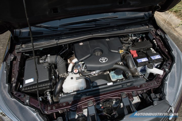 Trải nghiệm Toyota Innova 2.8 V 6AT (2021): Ít thay đổi, thiết kế bảo thủ Trải nghiệm Toyota Innova 2.8 V 6AT (2021): Ít thay đổi, thiết kế bảo thủ