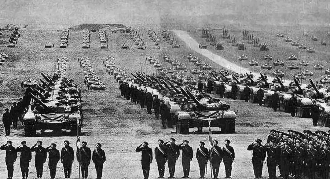 Sức mạnh quân sự Liên Xô thời đỉnh cao đáng sợ đến mức nào? Có thể tiếp quản toàn bộ châu Âu trong 7 ngày  Sức mạnh quân sự Liên Xô thời đỉnh cao đáng sợ đến mức nào? Có thể tiếp quản toàn bộ châu Âu trong 7 ngày