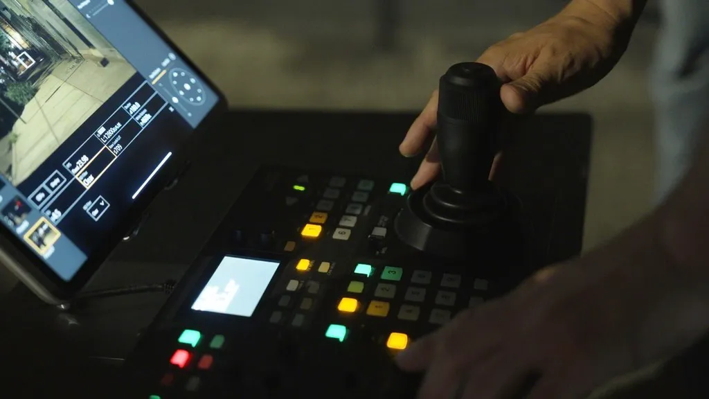 Sony FR7 ra mắt: Robotic Camera cảm biến Fullframe đầu tiên trên thế giới Sony FR7 ra mắt: Robotic Camera cảm biến Fullframe đầu tiên trên thế giới