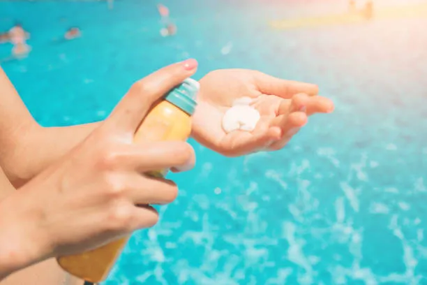Titanium dioxide trong kem chống nắng có tác dụng gì? Titanium dioxide trong kem chống nắng có tác dụng gì?
