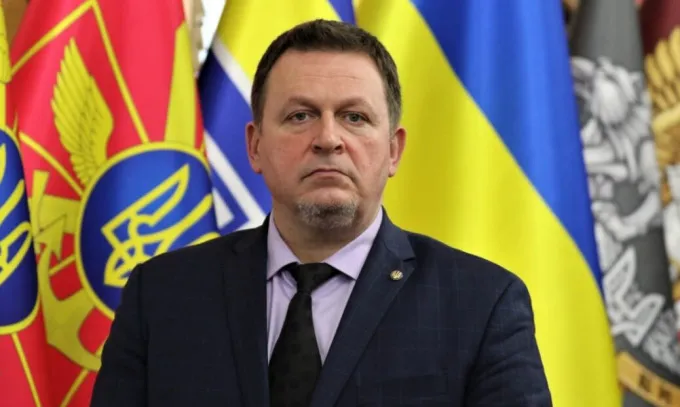 Zelensky cách chức một loạt quan chức, đấu đá nội bộ bắt đầu? Zelensky cách chức một loạt quan chức, đấu đá nội bộ bắt đầu?