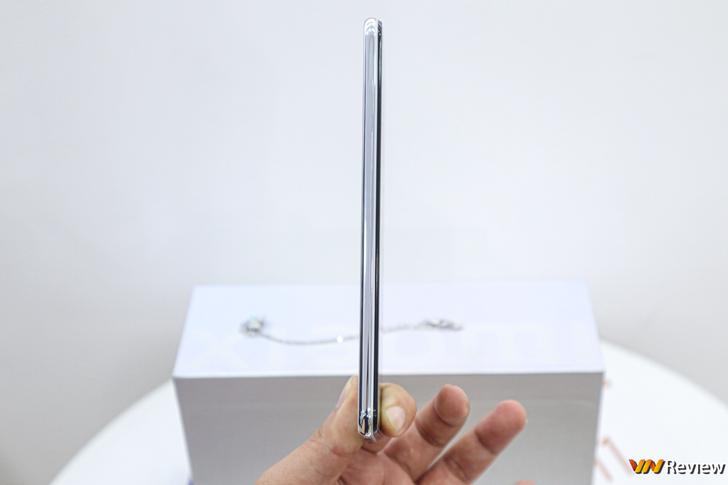 Đánh giá Xiaomi 11 Lite 5G NE Swarovski Edition: Khi smartphone còn là cách thể hiện cá tính Đánh giá Xiaomi 11 Lite 5G NE Swarovski Edition: Khi smartphone còn là cách thể hiện cá tính