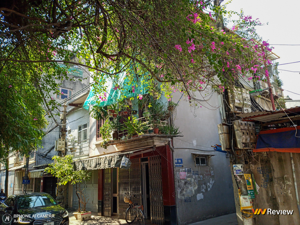 Mở hộp Bphone A60: “Smartphone quốc dân” mới của Bkav có gì? Mở hộp Bphone A60: “Smartphone quốc dân” mới của Bkav có gì?