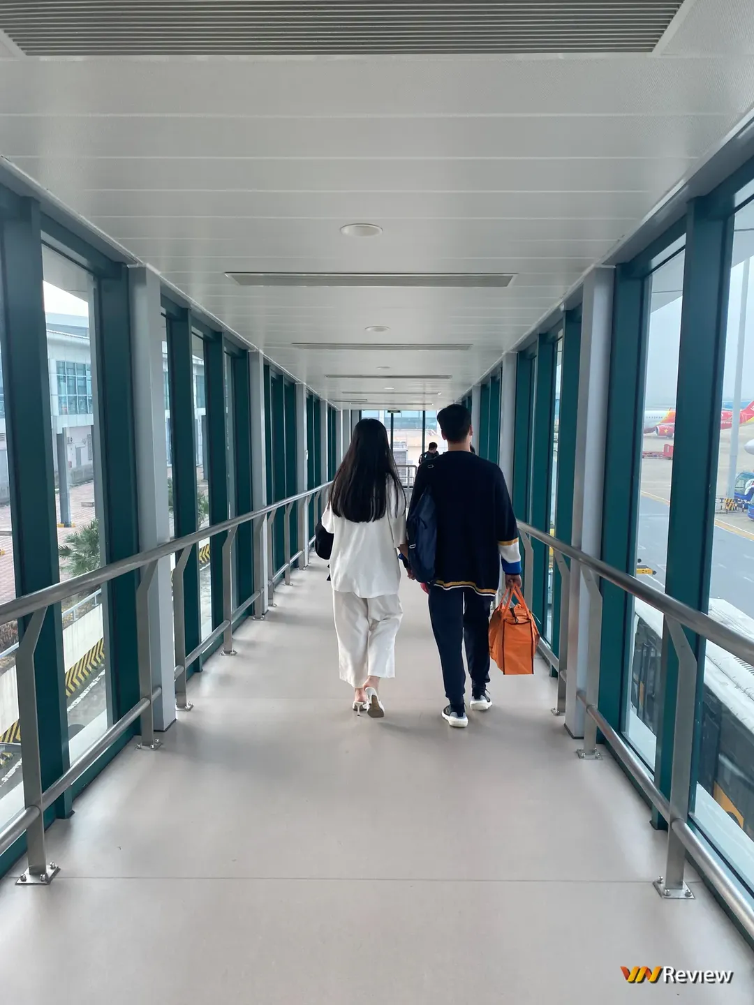 Trải nghiệm bay Bamboo Airways từ TP Hà Nội - TP Hồ Chí Minh trên Airbus A320 và A321 Trải nghiệm bay Bamboo Airways từ TP Hà Nội - TP Hồ Chí Minh trên Airbus A320 và A321