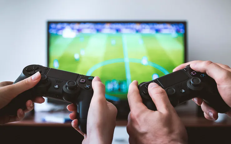 Sơ tán sân bay vì nhầm máy chơi game PlayStation với… bom Sơ tán sân bay vì nhầm máy chơi game PlayStation với… bom