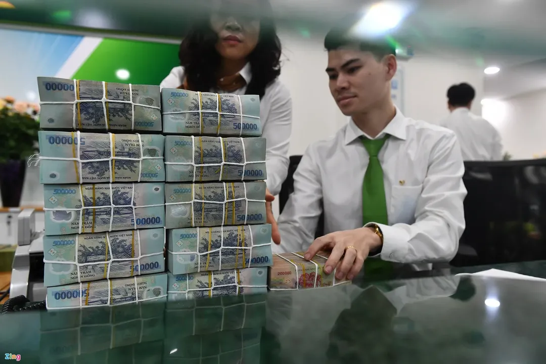 Lãi suất ngân hàng đồng loạt tăng Lãi suất ngân hàng đồng loạt tăng