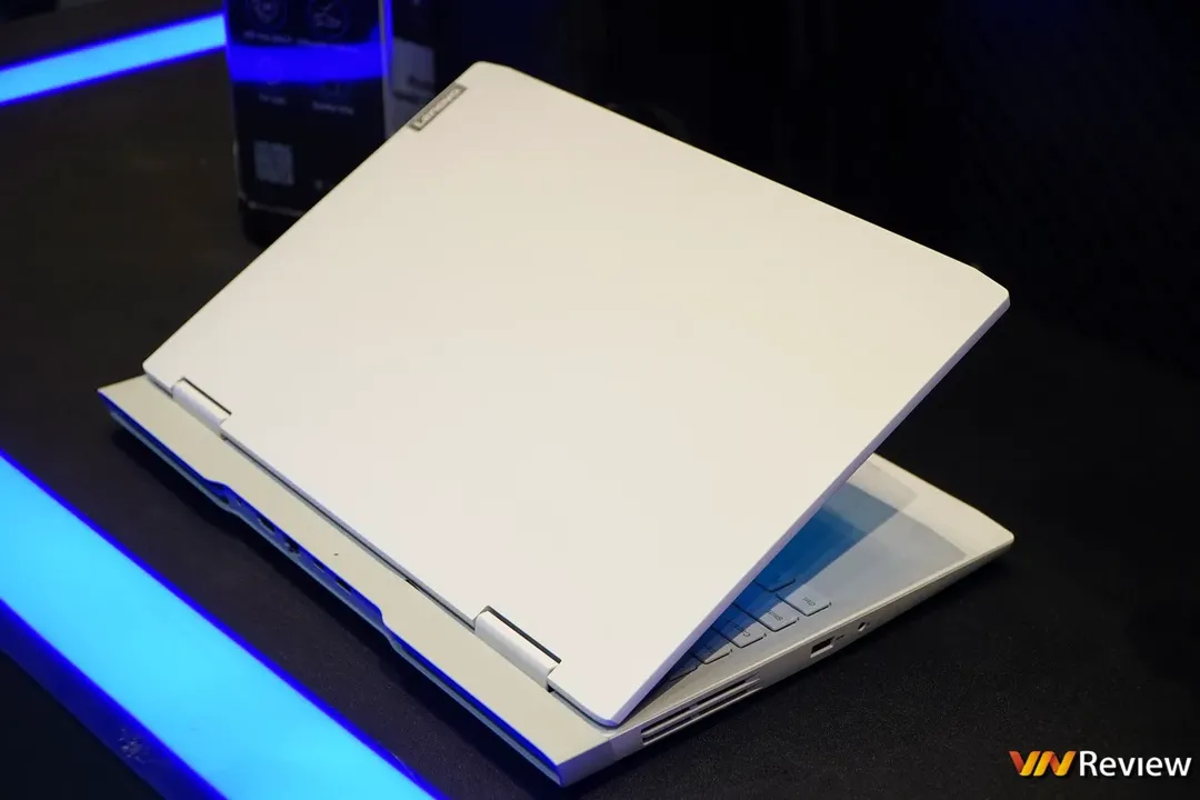 Lenovo ra mắt loạt laptop gaming Legion 2022 và Yoga X70 Series: nhiều nâng cấp, giá từ 26,5 triệu Lenovo ra mắt loạt laptop gaming Legion 2022 và Yoga X70 Series: nhiều nâng cấp, giá từ 26,5 triệu