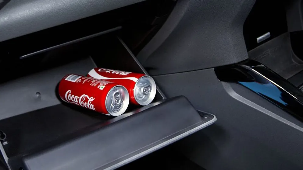 Thời tiết nắng nóng, không nên để những đồ sau trong xe Thời tiết nắng nóng, không nên để những đồ sau trong xe