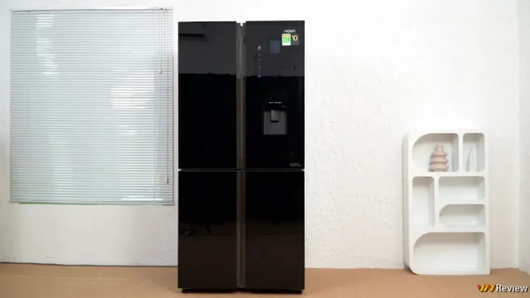 Trải nghiệm tủ lạnh 4 cửa Aqua IGW525: thiết kế hiện đại, nhiều tiện ích Trải nghiệm tủ lạnh 4 cửa Aqua IGW525: thiết kế hiện đại, nhiều tiện ích