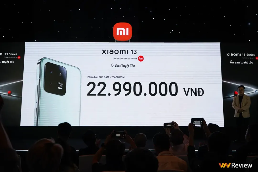 Xiaomi 13 Series ra mắt tại Việt Nam: camera hợp tác với Leica, bản Pro giá gần 30 triệu, bảo hành 1 đổi 1 toàn cầu 24 tháng Xiaomi 13 Series ra mắt tại Việt Nam: camera hợp tác với Leica, bản Pro giá gần 30 triệu, bảo hành 1 đổi 1 toàn cầu 24 tháng