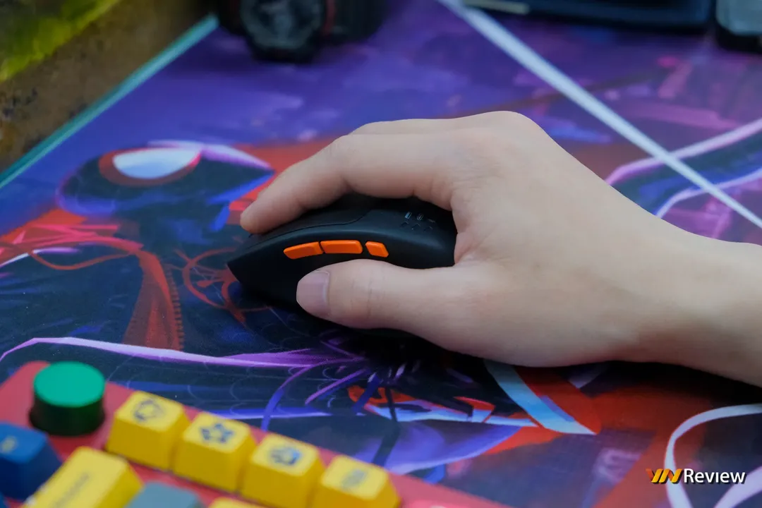 Trải nghiệm chuột HyperWork Silentium: Thứ nên có mặt ở mọi văn phòng Trải nghiệm chuột HyperWork Silentium: Thứ nên có mặt ở mọi văn phòng