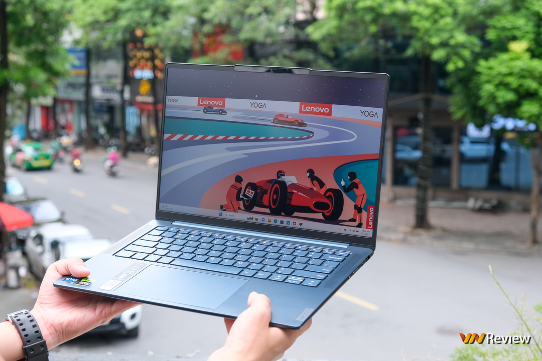 Đánh giá Lenovo Yoga Pro 7i 14” Gen 8 (2023): Giấc mơ của dân sáng tạo nội dung thành hiện thực Đánh giá Lenovo Yoga Pro 7i 14” Gen 8 (2023): Giấc mơ của dân sáng tạo nội dung thành hiện thực