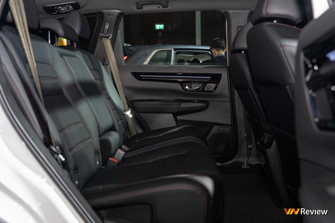 Honda CR-V ra mắt thị trường Việt Nam: Bổ sung phiên bản Hybrid, mức giá từ 1,109 tỷ đồng Honda CR-V ra mắt thị trường Việt Nam: Bổ sung phiên bản Hybrid, mức giá từ 1,109 tỷ đồng