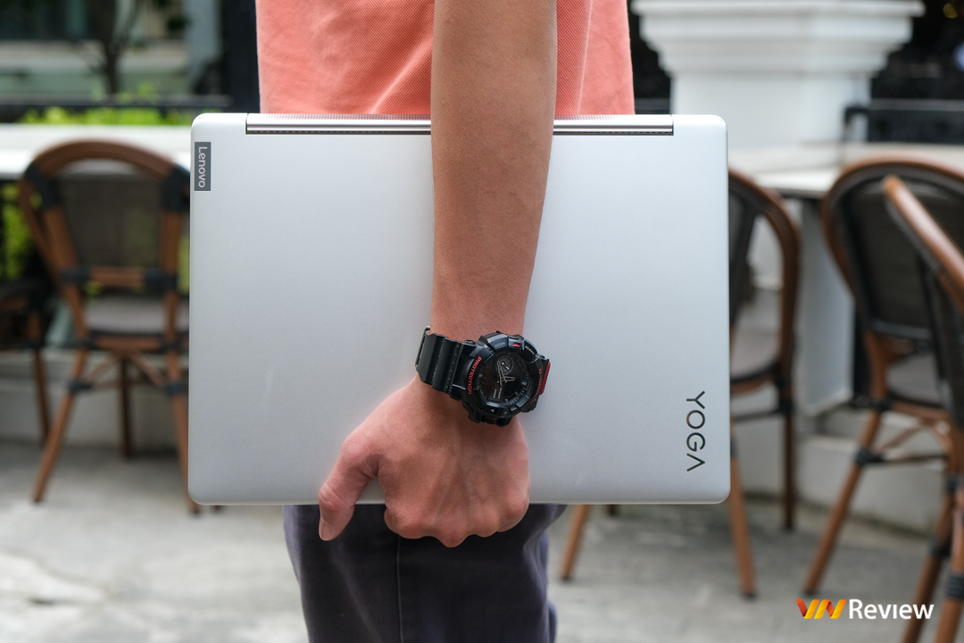Đánh giá Lenovo Yoga 9i Gen 8 (2023): Laptop 2-trong-1 tiệm cận sự hoàn hảo Đánh giá Lenovo Yoga 9i Gen 8 (2023): Laptop 2-trong-1 tiệm cận sự hoàn hảo