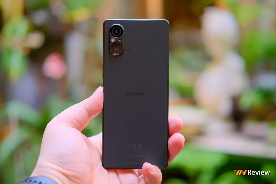 Đánh giá Sony Xperia 5 V: Điện thoại nhỏ gánh những trọng trách lớn Đánh giá Sony Xperia 5 V: Điện thoại nhỏ gánh những trọng trách lớn