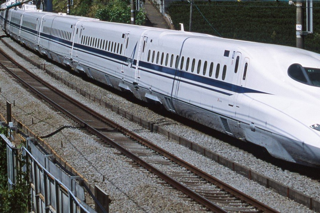 17 chuyến tàu bị hoãn, 14.000 người bị ảnh hưởng, tất cả chỉ vì 1 chiếc smartphone không  tìm thấy 17 chuyến tàu bị hoãn, 14.000 người bị ảnh hưởng, tất cả chỉ vì 1 chiếc smartphone không  tìm thấy