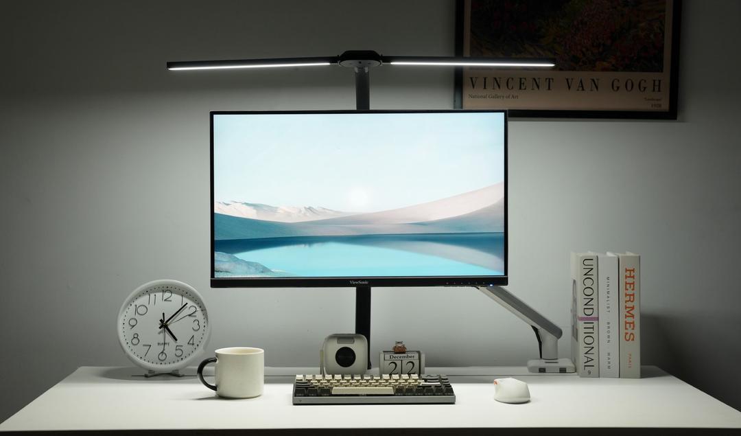 Lần đầu tiên HyperWork ra mắt thiết bị chiếu sáng đèn LED kẹp bàn Luna: Chân thực, tiện lợi và đa năng  Lần đầu tiên HyperWork ra mắt thiết bị chiếu sáng đèn LED kẹp bàn Luna: Chân thực, tiện lợi và đa năng