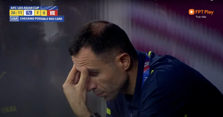 Biểu cảm buồn hơn chữ buồn của HLV Uzbekistan dù thắng đậm U23 Việt Nam Biểu cảm buồn hơn chữ buồn của HLV Uzbekistan dù thắng đậm U23 Việt Nam