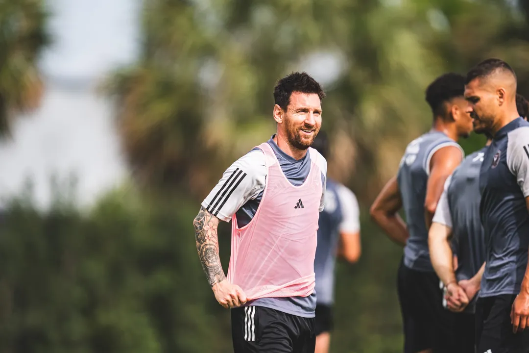 Messi vừa có động thái bất ngờ, gây ngỡ ngàng cho giới thể thao Mỹ Messi vừa có động thái bất ngờ, gây ngỡ ngàng cho giới thể thao Mỹ