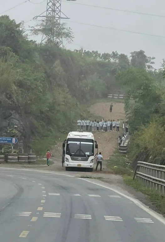 Bức ảnh này sẽ làm tài xế lãnh đủ Bức ảnh này sẽ làm tài xế lãnh đủ