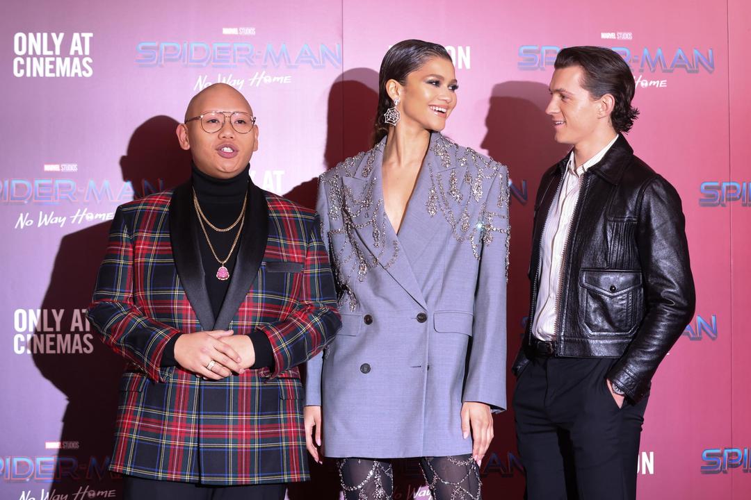 Vì sao “Spider-Man: No Way Home” gây sốt toàn cầu? Vì sao “Spider-Man: No Way Home” gây sốt toàn cầu?