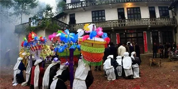 Liệu hỏa táng có bị lỗi thời? Phương pháp tang lễ mới đã được thử nghiệm ở Vũ Hán Liệu hỏa táng có bị lỗi thời? Phương pháp tang lễ mới đã được thử nghiệm ở Vũ Hán