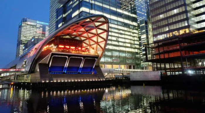 Khám phá hệ thống tàu điện ngầm 25 tỷ USD hiện đại nhất châu Âu Khám phá hệ thống tàu điện ngầm 25 tỷ USD hiện đại nhất châu Âu