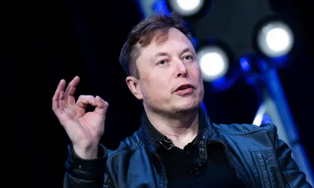 Điểm chung xấu xí của Elon Musk và Jeff Bezos: thói quen tweet không lành mạnh Điểm chung xấu xí của Elon Musk và Jeff Bezos: thói quen tweet không lành mạnh