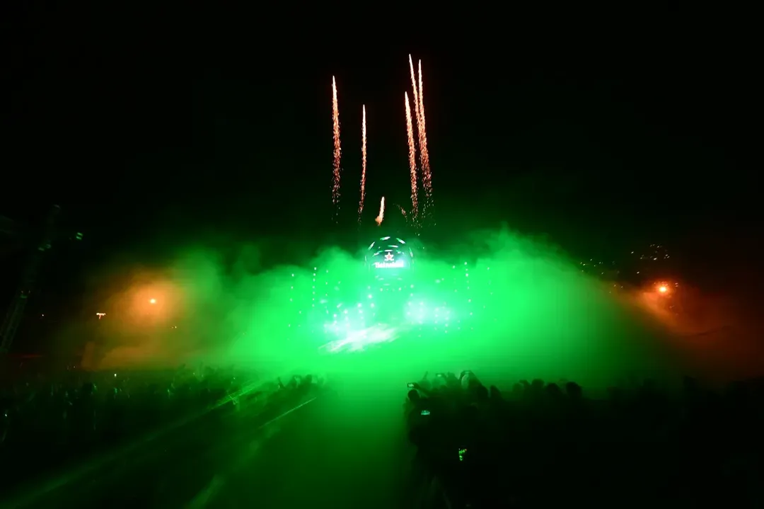Bùng nổ Heineken Refresh Your Music – đại nhạc hội EDM và khinh khí cầu tại Việt Nam với tầm cỡ quốc tế Bùng nổ Heineken Refresh Your Music – đại nhạc hội EDM và khinh khí cầu tại Việt Nam với tầm cỡ quốc tế