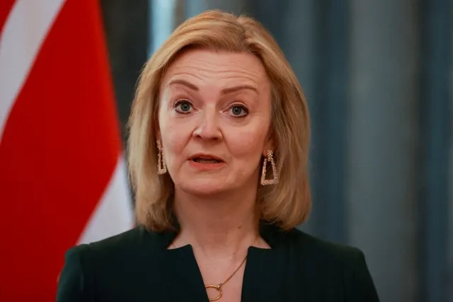 Buộc phải từ chức chỉ sau 44 ngày tại nhiệm, Thủ tướng Anh Liz Truss đổ lỗi cho điều này Buộc phải từ chức chỉ sau 44 ngày tại nhiệm, Thủ tướng Anh Liz Truss đổ lỗi cho điều này