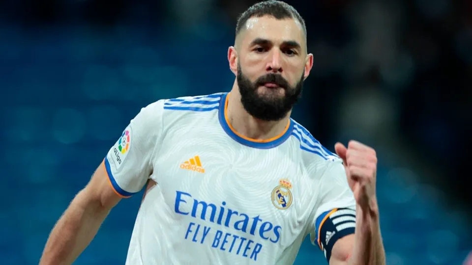 Quả bóng vàng  Karim Benzema sẽ đá trong trận chung kết World Cup 2022? Quả bóng vàng  Karim Benzema sẽ đá trong trận chung kết World Cup 2022?