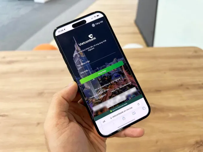 Góc cảnh giác: cẩn thận kẻo mất cả trăm triệu đồng với các tin nhắn SMS lừa đảo, mạo danh ngân hàng, Tiktok Góc cảnh giác: cẩn thận kẻo mất cả trăm triệu đồng với các tin nhắn SMS lừa đảo, mạo danh ngân hàng, Tiktok
