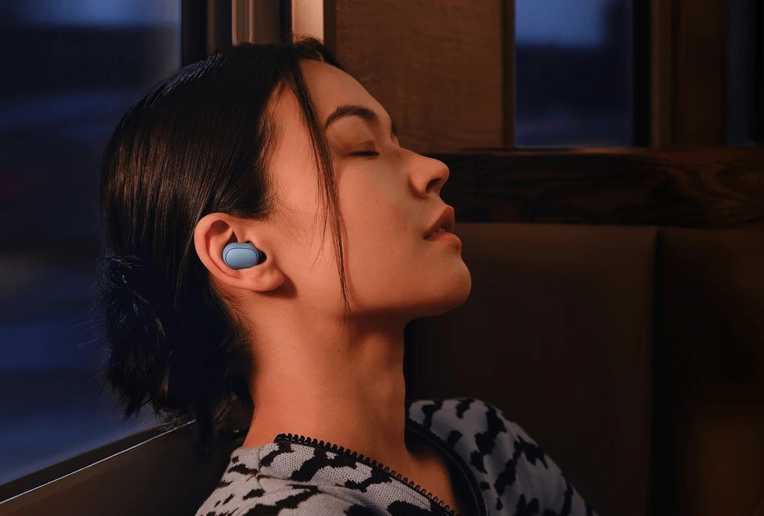 Cần gì phải mua AirPods fake, khi chỉ hơn 200k là mua được tai nghe true wireless Xiaomi chính hãng chất âm ngon lành, pin trâu dùng thoải mái Cần gì phải mua AirPods fake, khi chỉ hơn 200k là mua được tai nghe true wireless Xiaomi chính hãng chất âm ngon lành, pin trâu dùng thoải mái