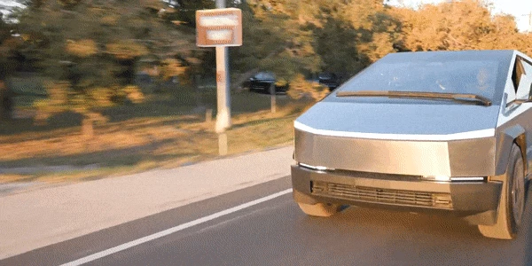 Reviewer công nghệ hàng đầu thế giới đánh giá về Tesla Cybertruck: Hàng loạt đột phá nhưng mức giá là rào cản lớn Reviewer công nghệ hàng đầu thế giới đánh giá về Tesla Cybertruck: Hàng loạt đột phá nhưng mức giá là rào cản lớn