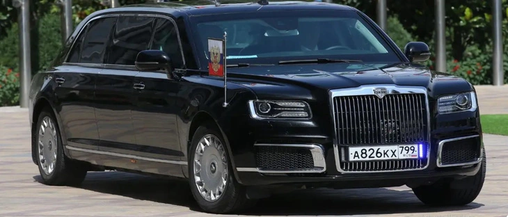 Siêu xe 'Rolls-Royce' phiên bản Nga ông Putin tặng ông Kim Jong Un có gì đặc biệt? Siêu xe 'Rolls-Royce' phiên bản Nga ông Putin tặng ông Kim Jong Un có gì đặc biệt?