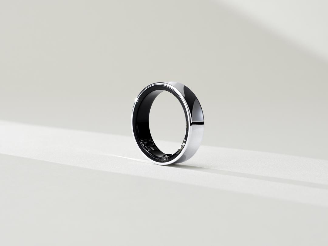 Giám đốc Samsung tự tin tuyên bố nhẫn thông minh Galaxy Ring sẽ là thứ khiến ai đang dùng iPhone sẽ phải đổi điện thoại ngay lập tức Giám đốc Samsung tự tin tuyên bố nhẫn thông minh Galaxy Ring sẽ là thứ khiến ai đang dùng iPhone sẽ phải đổi điện thoại ngay lập tức