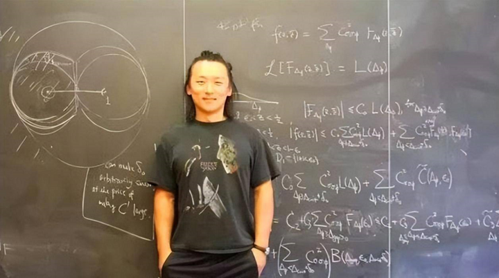 Chân dung thần đồng vật lý Trung Quốc khiến Đại học Harvard phải phá bỏ thông lệ 300 năm Chân dung thần đồng vật lý Trung Quốc khiến Đại học Harvard phải phá bỏ thông lệ 300 năm